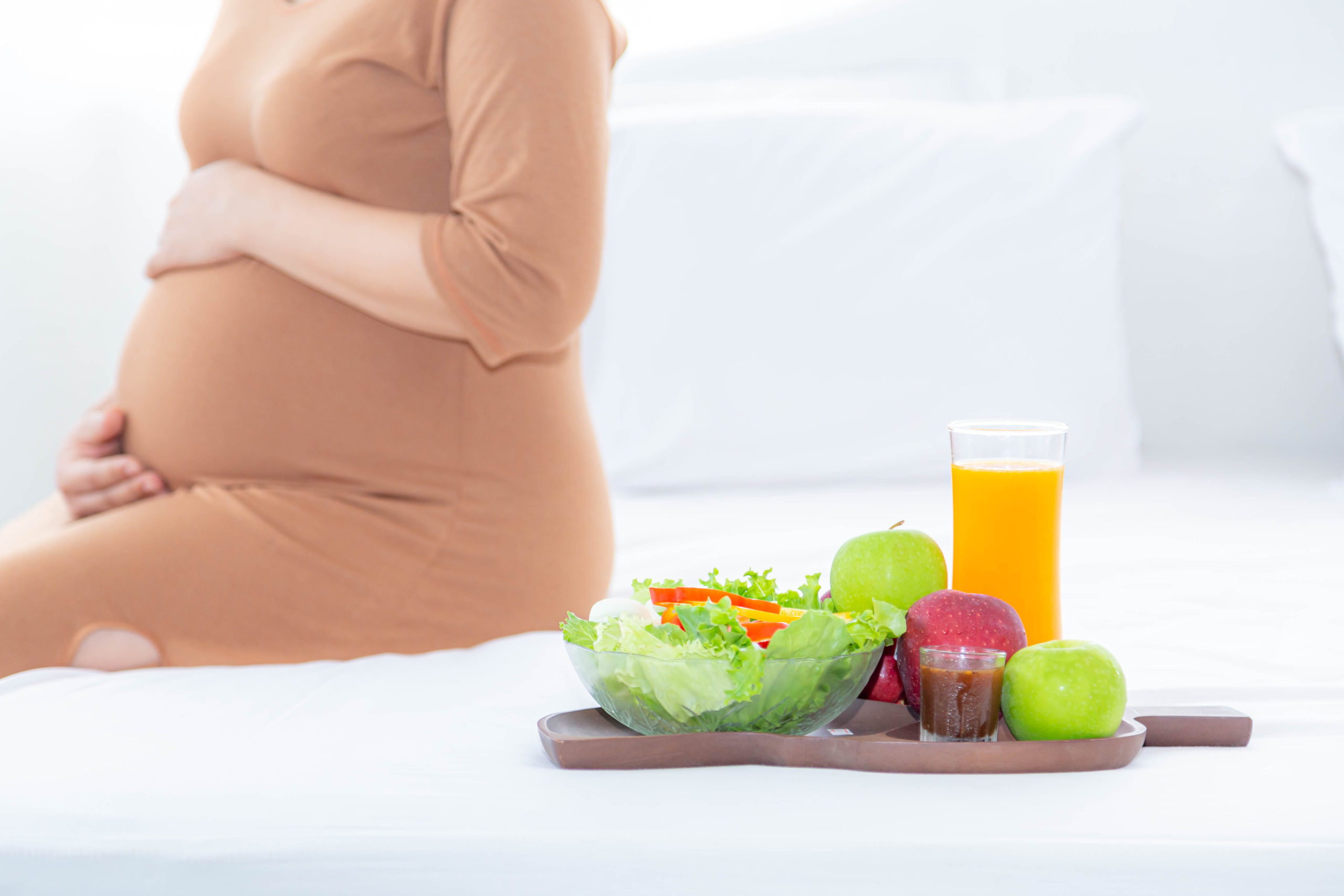 How long can I go without eating while pregnant?