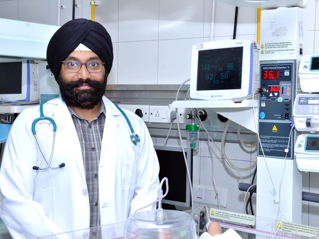 Dr. Pawandeep Singh (DCH,DNB)